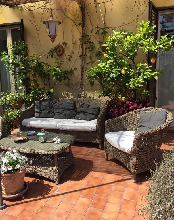 Terrazza Duomo Bed and Breakfast Napoli Eksteriør billede