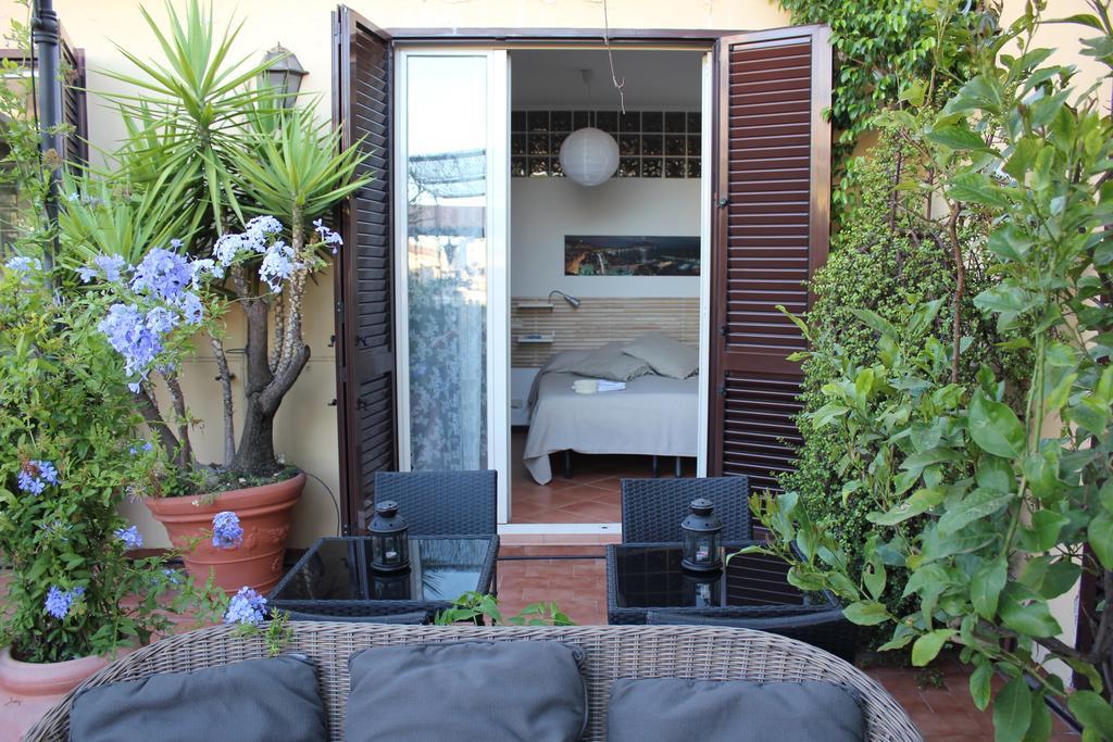 Terrazza Duomo Bed and Breakfast Napoli Værelse billede