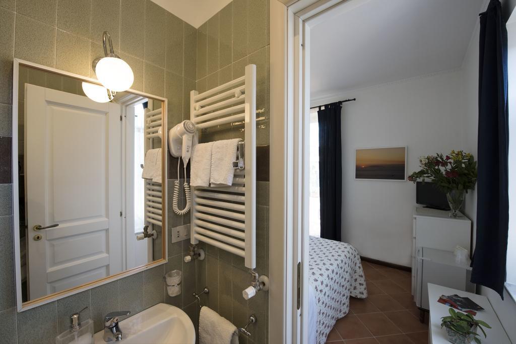 Terrazza Duomo Bed and Breakfast Napoli Eksteriør billede