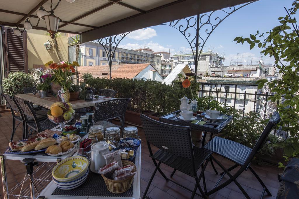 Terrazza Duomo Bed and Breakfast Napoli Eksteriør billede