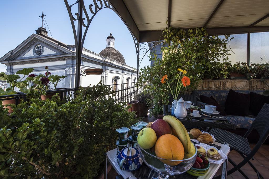 Terrazza Duomo Bed and Breakfast Napoli Eksteriør billede